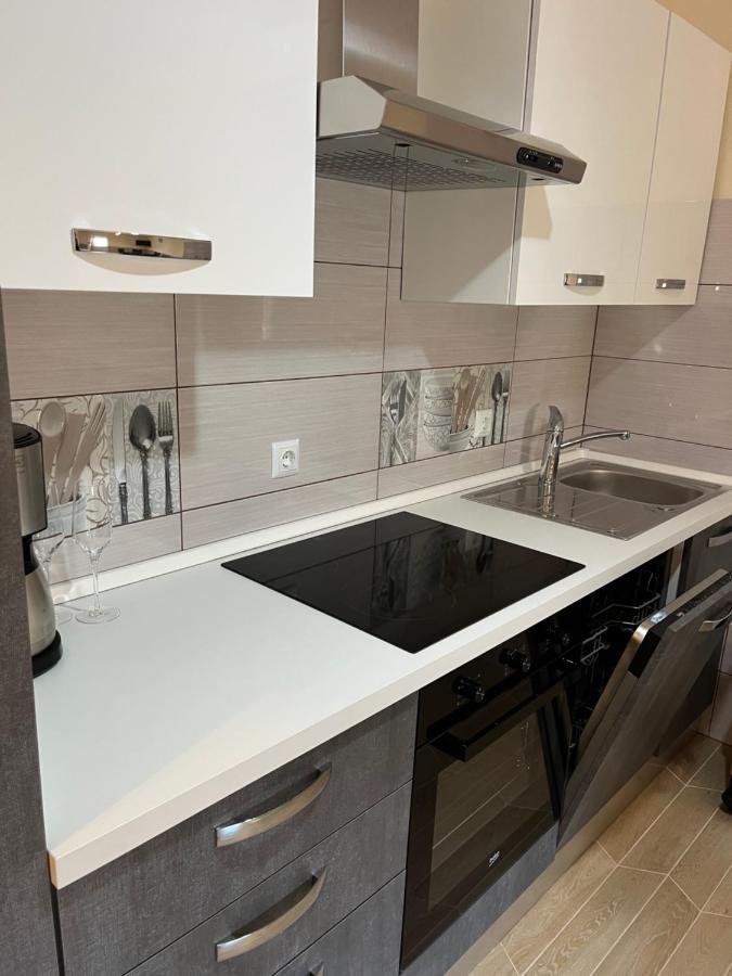 Ara-Kata Apartment บัชกา ภายนอก รูปภาพ